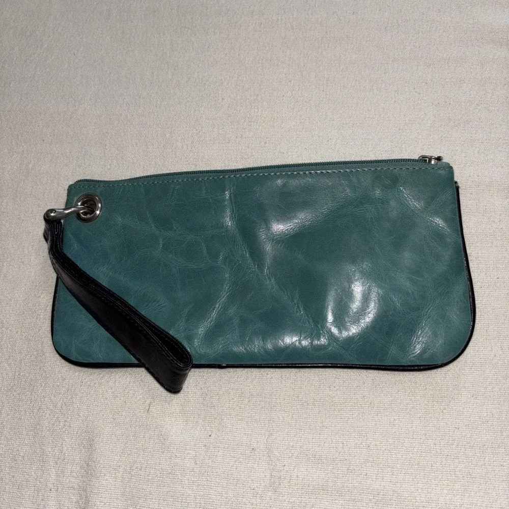 Sophia Visconti Wristlet Leather Wallet Purse Teal Crinkle Texture